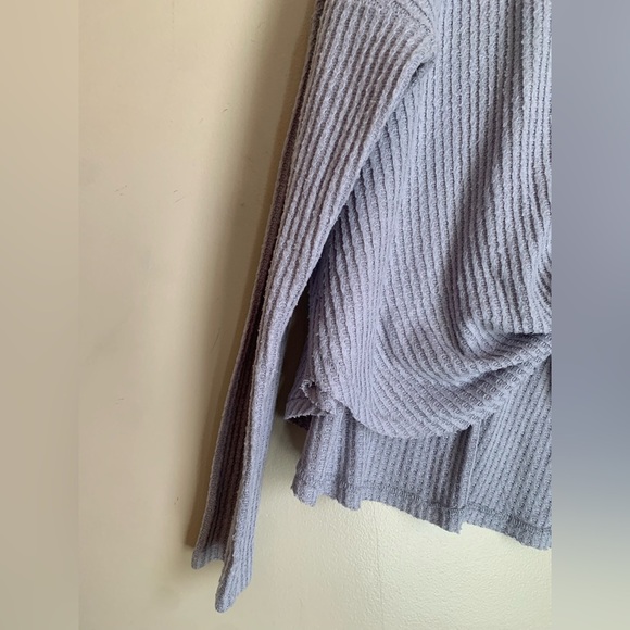 Urban Outfitters Out from Under Waffle Knit Button Down Sz L - Picture 4 of 6